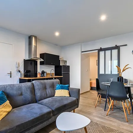 Apartament Louerangouleme - Besson Bey I - Ideal Couple & Pros - 8min En Voiture Du Festival De La Bd - 14min A Pied De La Gare - 5min A Pied Du Parc De Bourgines - Wifi Thd - Netflix Angoulême